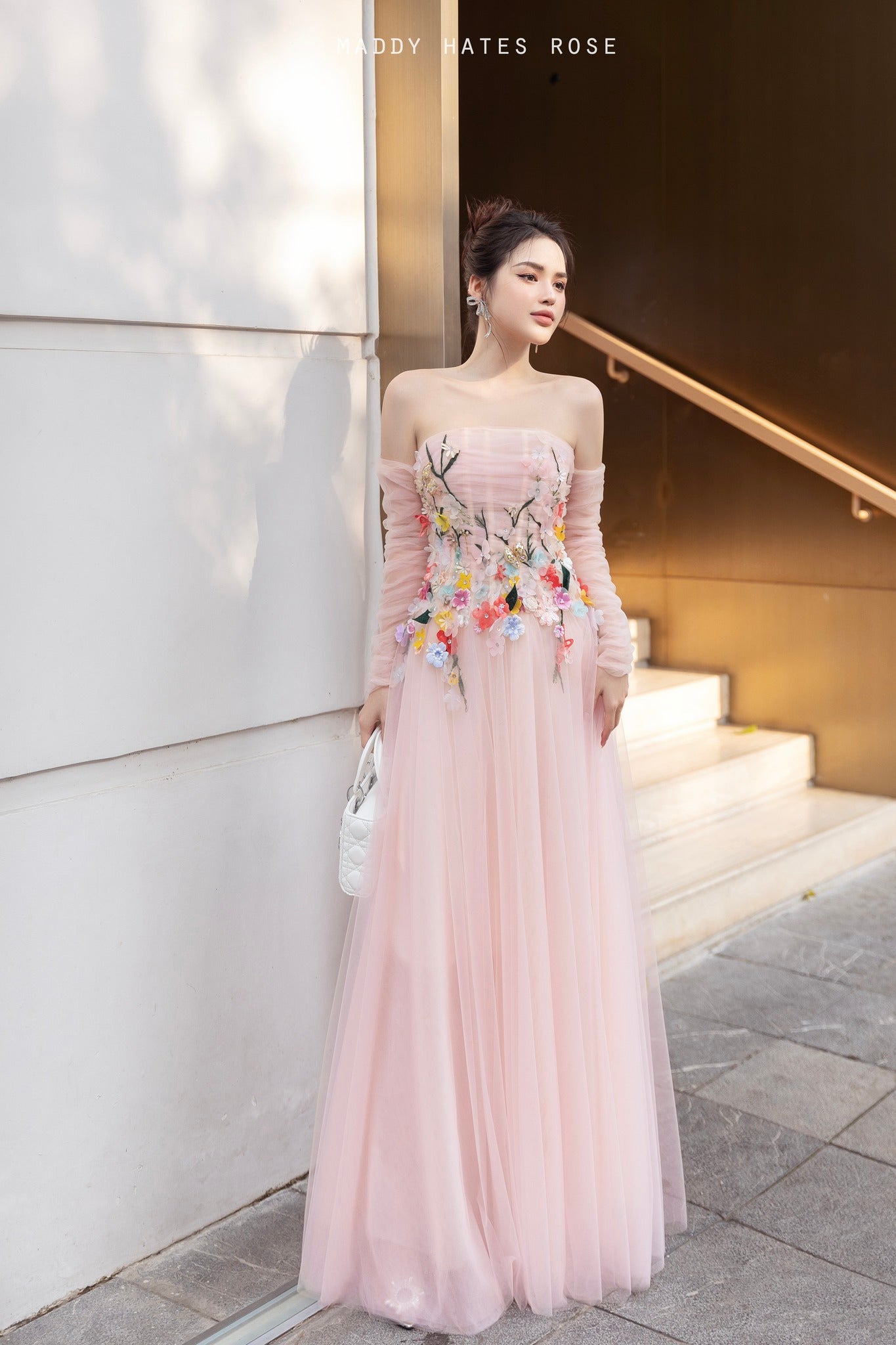 Beautiful long prom evening dress pink color embroidered with patterns and beads