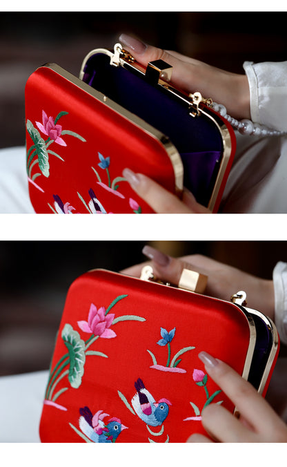 High-end Red Hand-held Shoulder Bag Mandarin Duck Playing in the Water Embroidered Bag