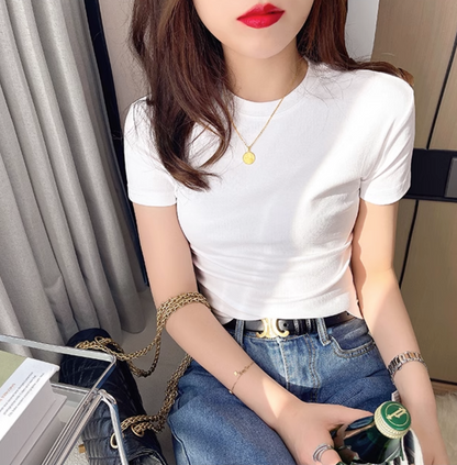 Pure white short-sleeved women T-shirt