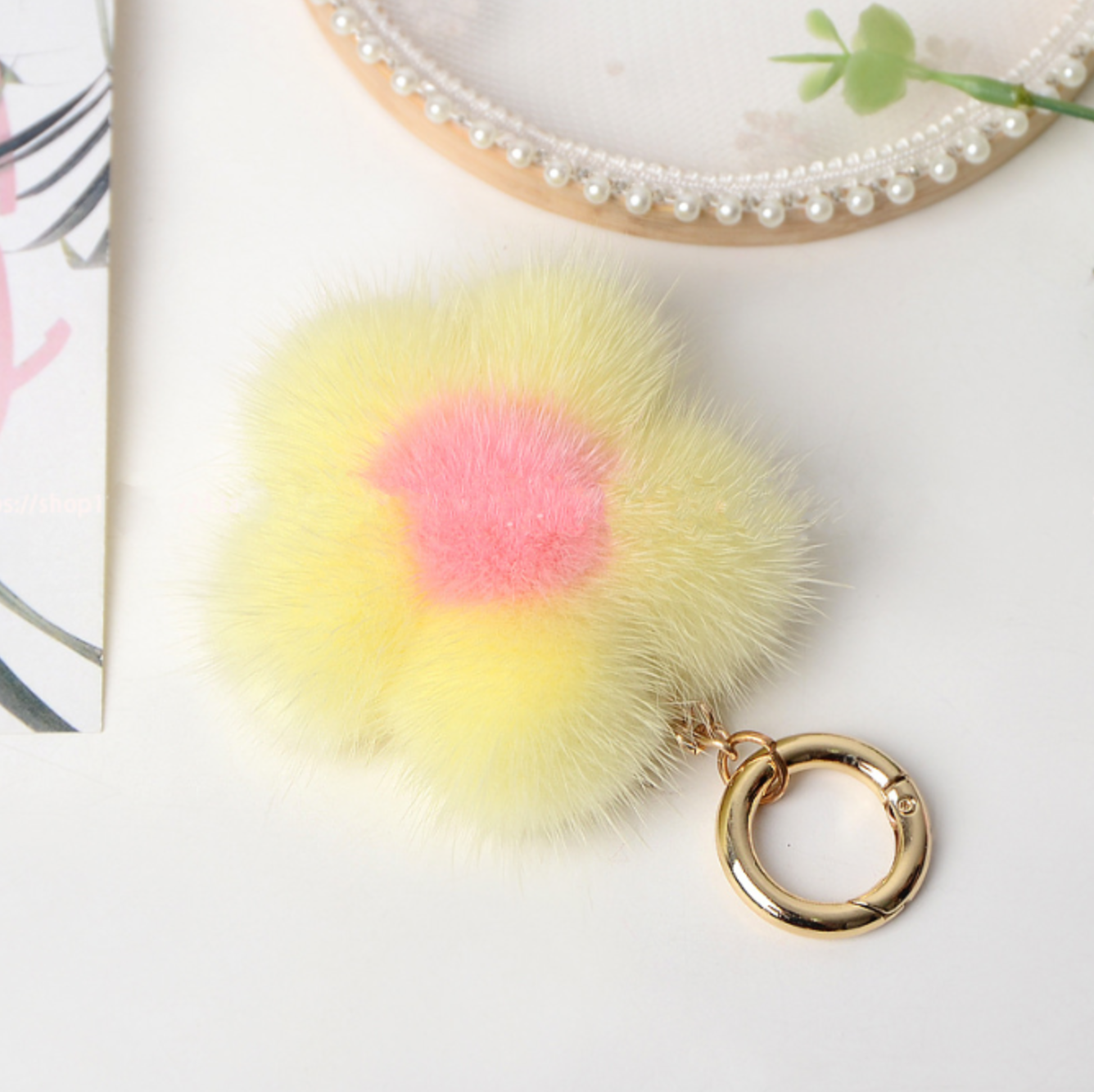 Real mink fur sunflower keychain plush fur bag pendant cute cherry blossoms flower diy accessories